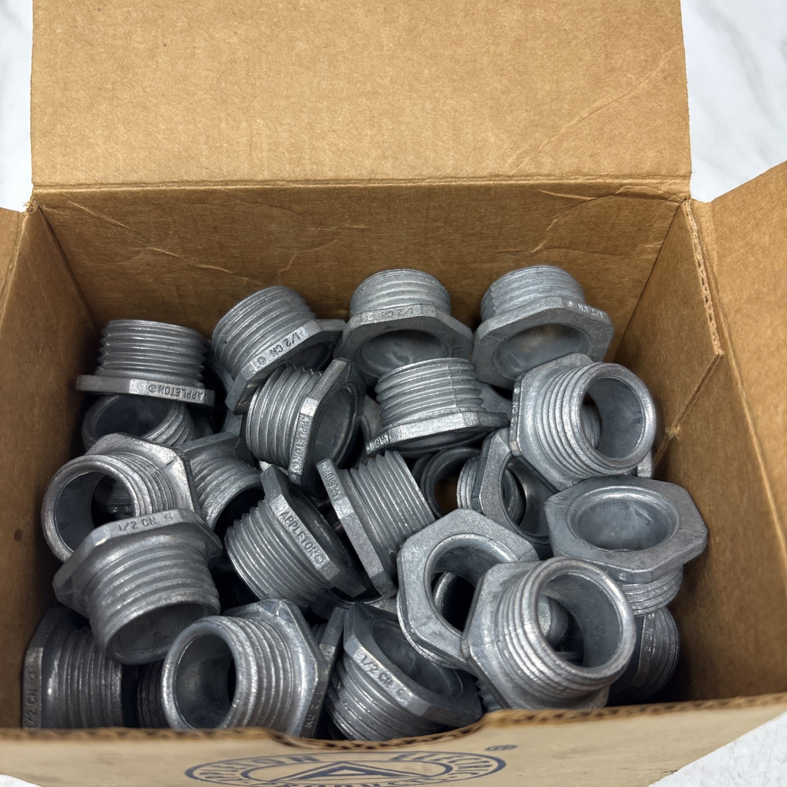 EGS APPLETON EMERSON 1/2″ D/C BUSHED ZINC NIPPLES – Box of 50 – Part # CN-50