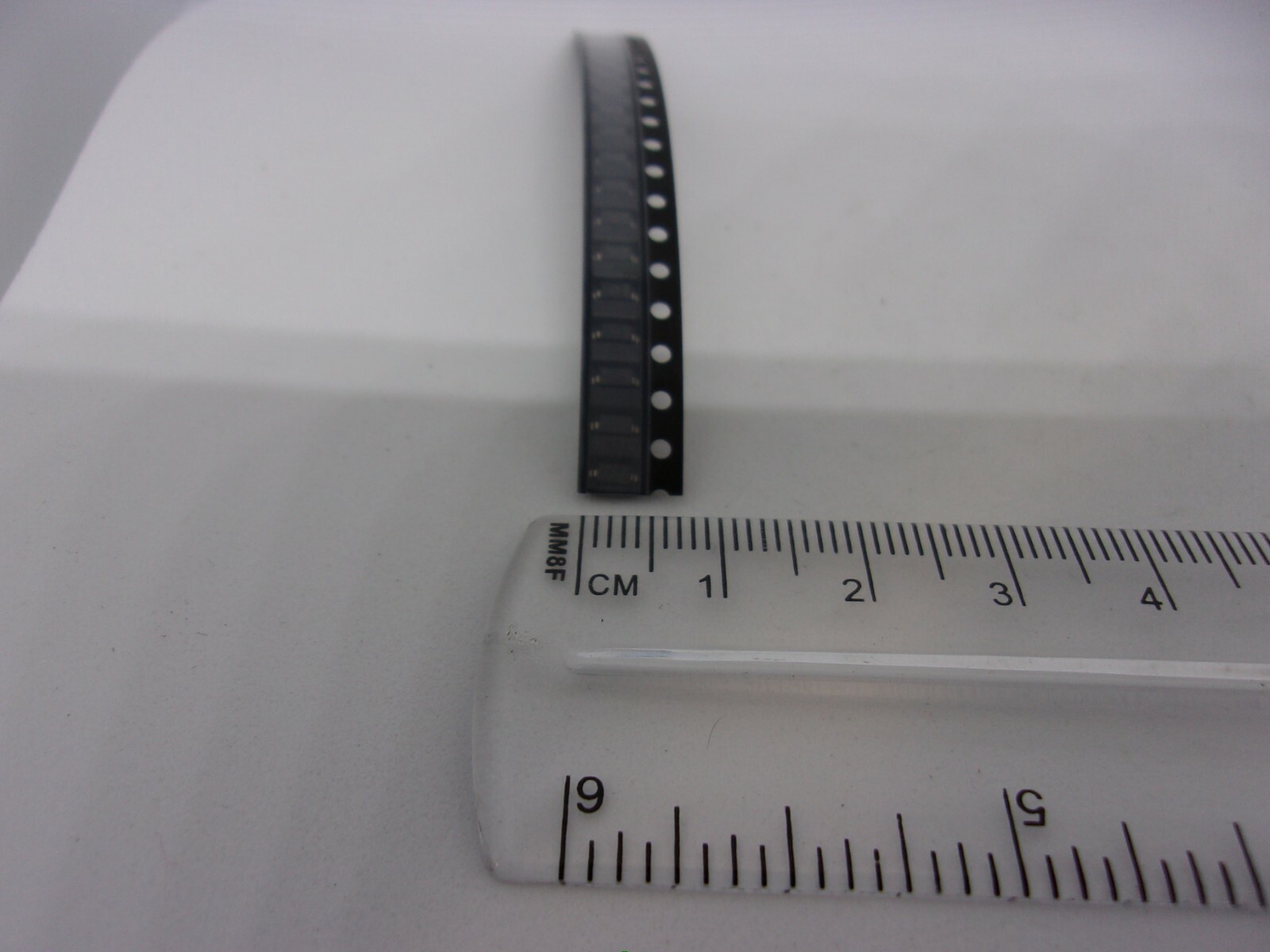 20 Pcs Pack Lot MBR0520 0.5A 20V SOD-123 Small IC Chip Schottky Diode SMD 2 Pins