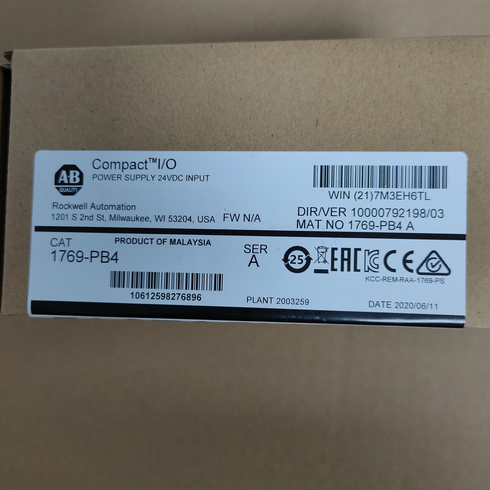 New Sealed 1769-PB4 AB SerA CompactLogix Power Supply 2023 1769PB4 TX