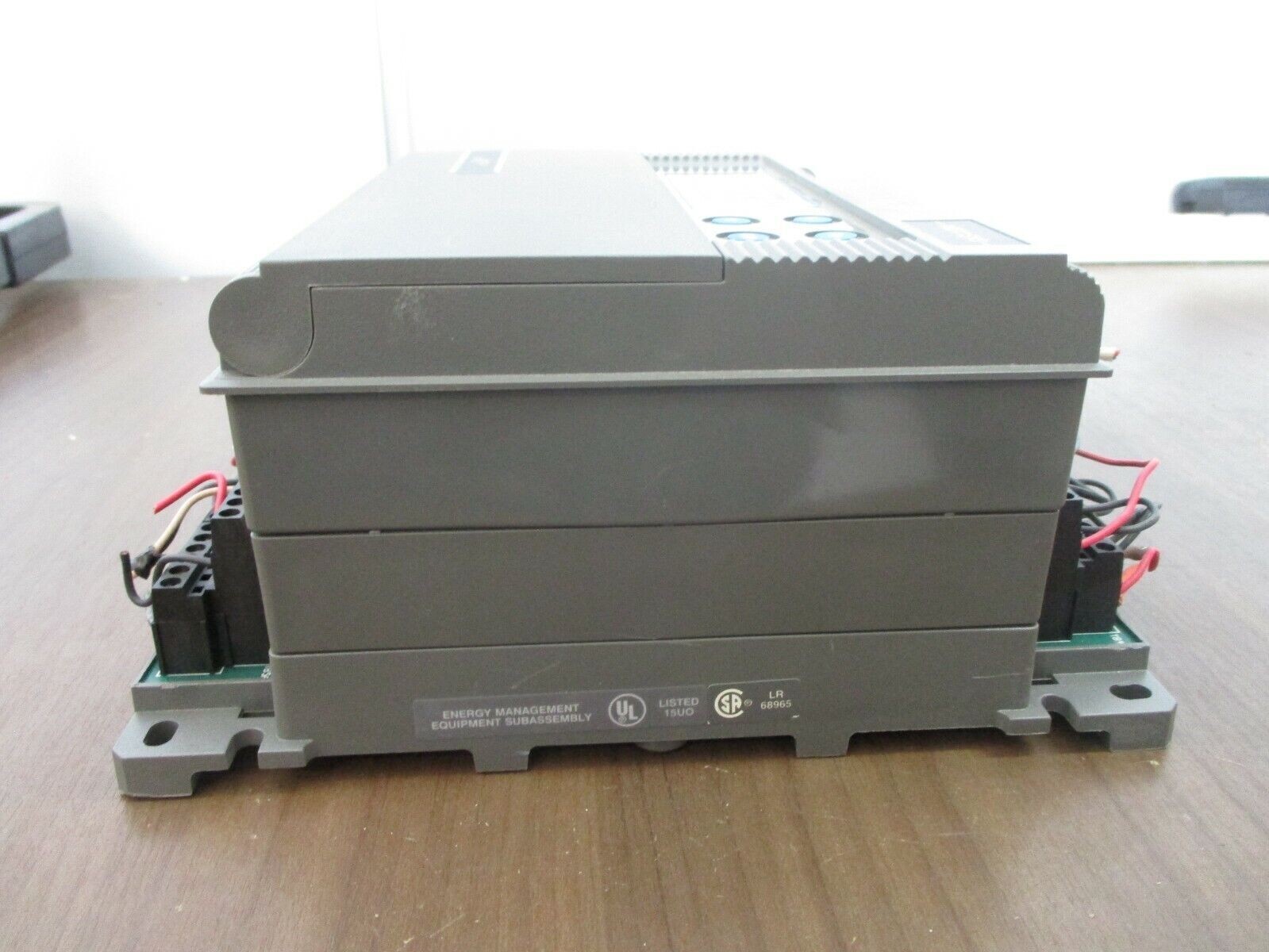 Johnson Controls/Metasys Controller DX-9100-8454 24VAC *Chipped Mounting Foot*