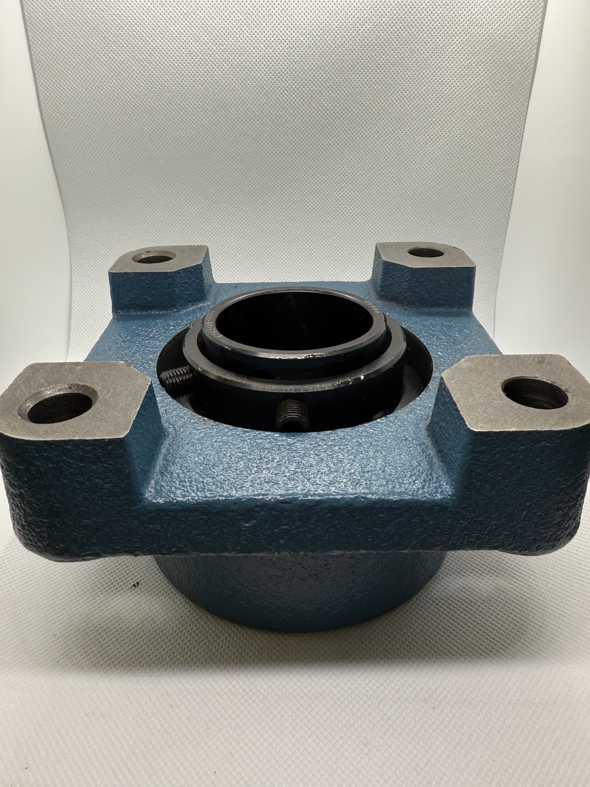 2″ Type-E Heavy Duty Flange Bearing JEFF2200 (19311200, F4B-E-200R, FBE-920-2)