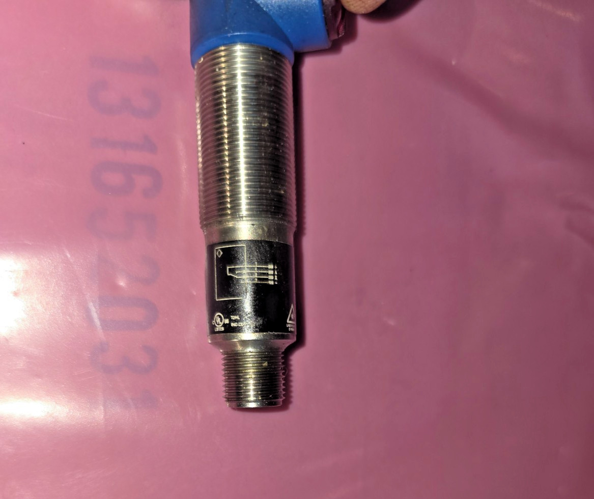 Wenglor XW100PA3 Retro Reflex Sensor Free Ship